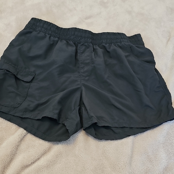 Columbia Black Shorts Size L - Picture 1 of 7